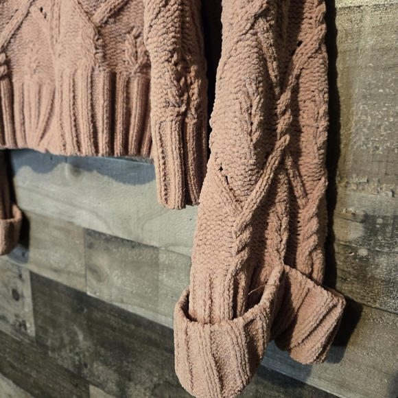 Women's Cable Knit zip up sweater - Picture 4 of 6